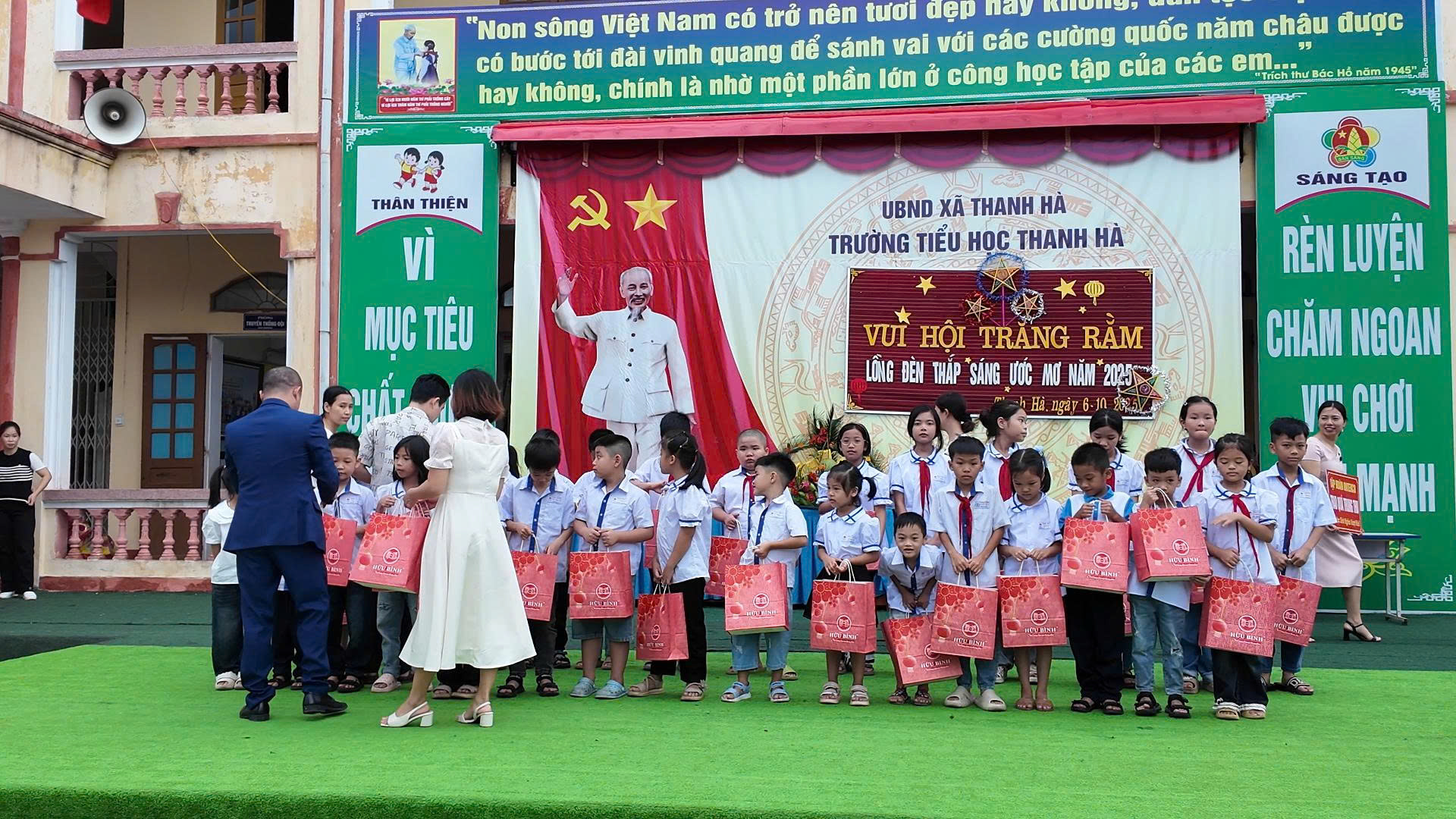 🎑 Ontekco tổ chức thành công chương trình “Trao quà Trung thu 2025” cho học sinh Trường Tiểu học xã Thanh Hà, Hải Phòng 3 z7087090328226 330c29aa5770d23bace2270e165f57bc