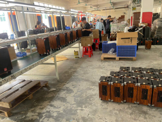 gia công loa kéo theo yêu cầu